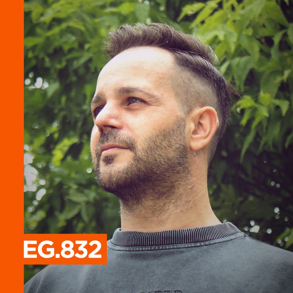 EG-832-Alex-Niggemann
